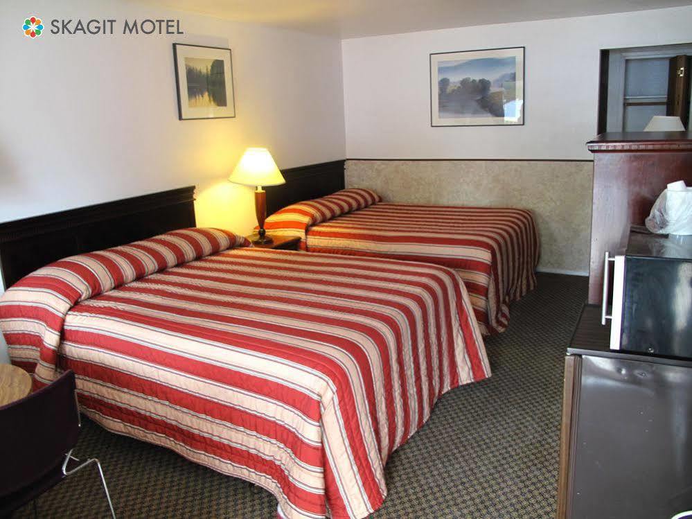 Skagit Motel Sedro Woolley Exterior photo